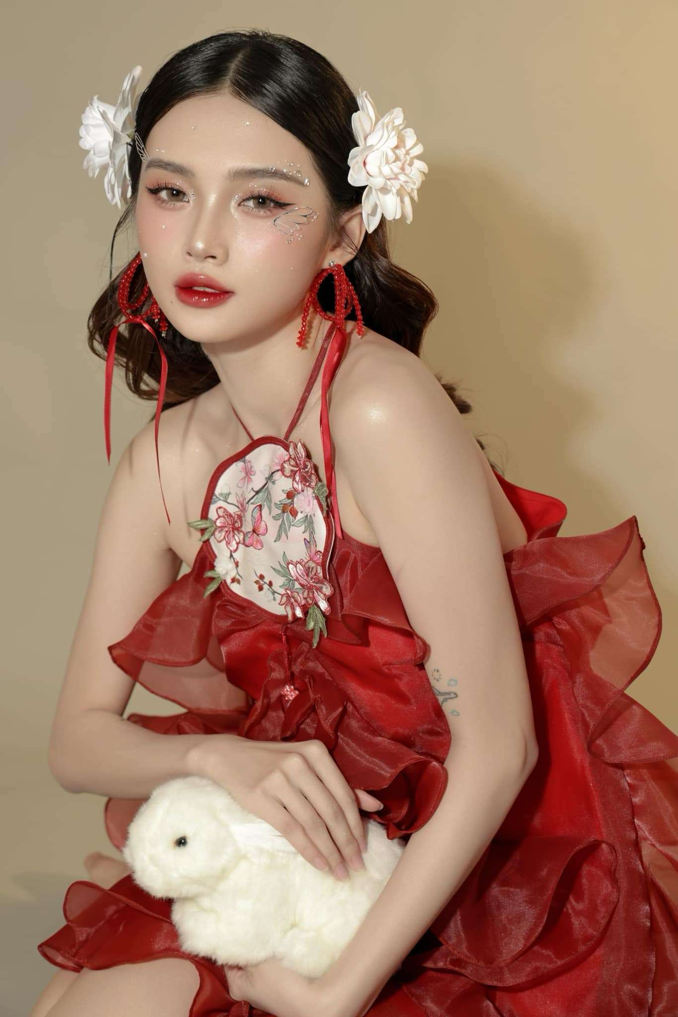 Makeup phong cách hiện đại - Xu hướng mới nhất
